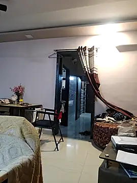 Snapshot of yung_cplz chatting on January 12, 1:49 pm yung cplz online show from January 12, 1:49 pm