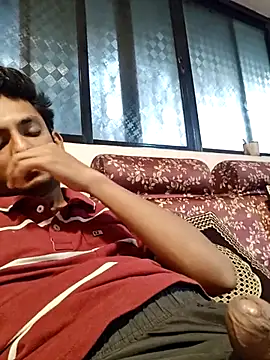 Snapshot of yung_cplz chatting on January 15, 11:26 am yung cplz online show from January 15, 11:26 am