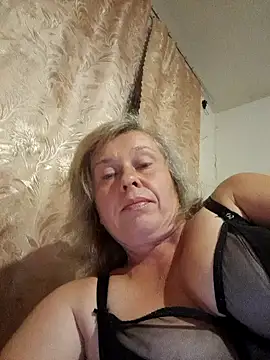 Snapshot of Catherine372311 chatting on September 15, 8:20 pm Catherine372311 online show from September 15, 8:20 pm