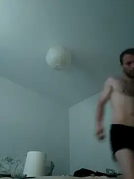 SexSavrem06 online show from September 28, 10:37 pm