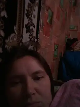 Snapshot of Romashka33011 chatting on November 1, 6:10 pm Romashka33011 online show from November 1, 6:10 pm