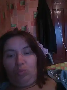 Snapshot of Romashka33011 chatting on November 7, 11:32 am Romashka33011 online show from November 7, 11:32 am
