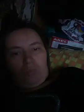 Snapshot of Romashka33011 chatting on November 20, 8:36 am Romashka33011 online show from November 20, 8:36 am