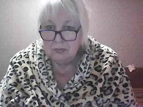 Alexia64231 online show from October 20, 7:14 pm