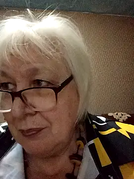 Alexia64231 online show from November 16, 6:57 pm