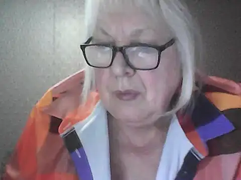 Alexia64231 online show from April 13, 2:39 am