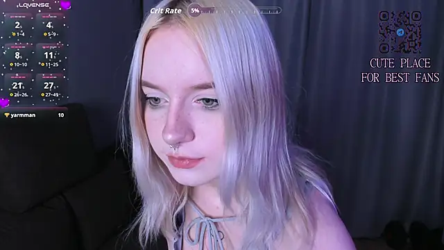 Snapshot of godlikegirlyy chatting on March 4, 3:18 pm godlikegirlyy online show from March 4, 3:18 pm