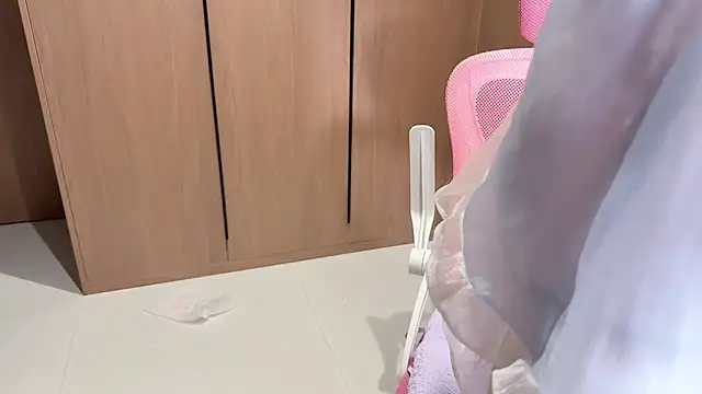 Lilium-520 online show from April 5, 12:24 pm