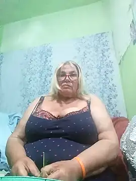 Snapshot of MargaritaSweet51 chatting on June 25, 10:03 pm MargaritaSweet51 online show from June 25, 10:03 pm