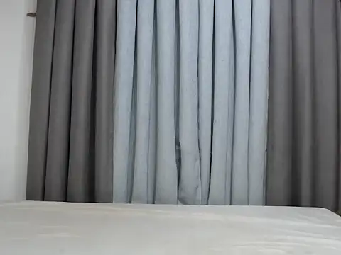 hot emman online show from October 29, 5:42 am