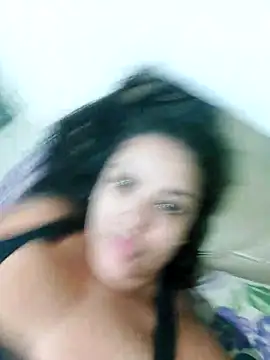 Snapshot of biancaalvess chatting on April 14, 11:16 am biancaalvess online show from April 14, 11:16 am