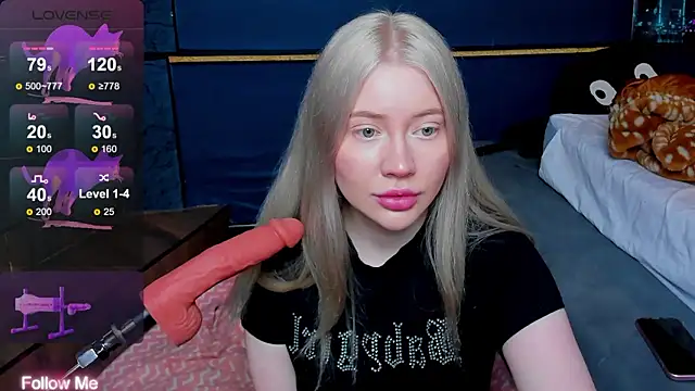 Lillie Berry online show from March 14, 5:13 am