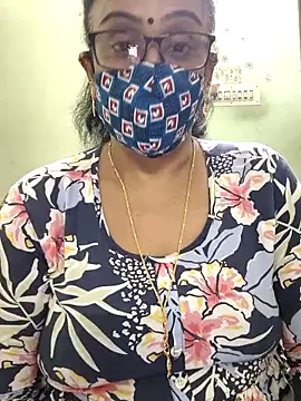 sweet-lotus online show from February 5, 6:29 am