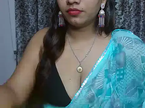 Snapshot of Goddess_Ruhi chatting on November 9, 6:06 pm Goddess Ruhi online show from November 9, 6:06 pm