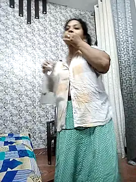 Snapshot of Cute-Janvi20 chatting on May 13, 6:00 am Cute-Janvi20 online show from May 13, 6:00 am