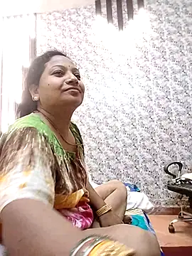 Snapshot of Cute-Janvi20 chatting on July 14, 3:44 am Cute-Janvi20 online show from July 14, 3:44 am