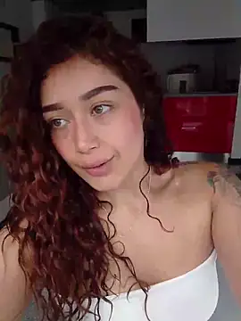 Snapshot of LilithAmber11 chatting on February 22, 3:10 pm LilithAmber11 online show from February 22, 3:10 pm