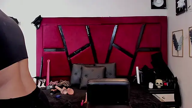 AlliceJelany online show from September 29, 7:30 pm