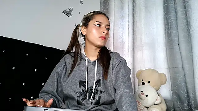 abella-lemus online show from November 25, 3:12 pm