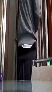 PearlingBunkbed online show from October 19, 4:46 am