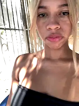 lily Bliss online show from September 20, 9:49 pm