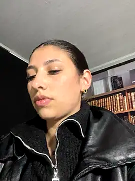 Snapshot of AriaBliss- chatting on September 11, 3:28 am AriaBliss- online show from September 11, 3:28 am