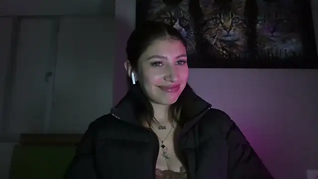 Snapshot of AriaBliss- chatting on September 25, 3:21 am AriaBliss- online show from September 25, 3:21 am