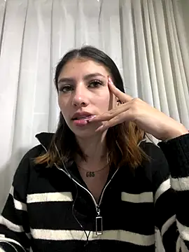 Snapshot of AriaBliss- chatting on September 28, 10:20 am AriaBliss- online show from September 28, 10:20 am