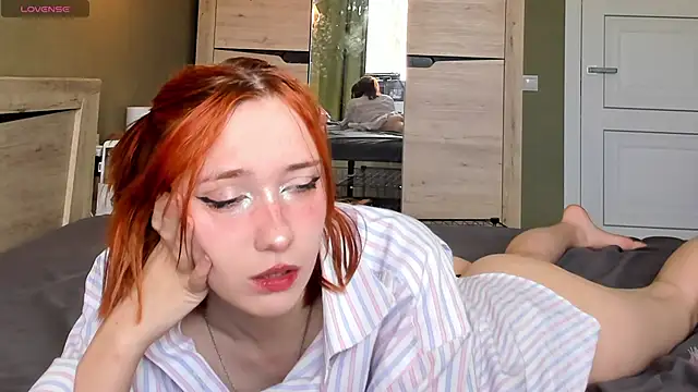 Dark Willlow online show from May 9, 7:24 am