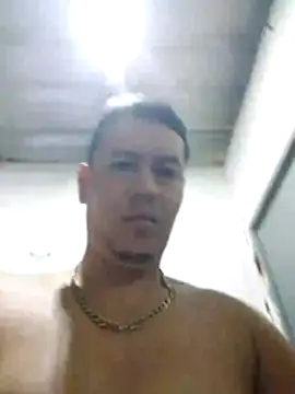 Snapshot of chamo9028 chatting on June 9, 10:38 am chamo9028 online show from June 9, 10:38 am