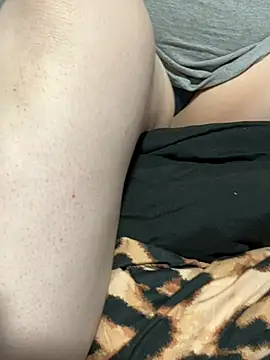 feetwithlottielou online show from May 22, 9:09 pm