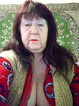 CrystalLime6411 online show from January 17, 5:12 am