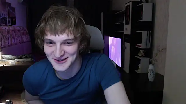 Playersuperstar online show from March 31, 9:15 pm