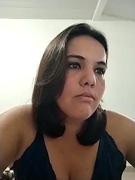 Snapshot of Bellapotencia1985 chatting on October 4, 9:29 am Bellapotencia1985 online show from October 4, 9:29 am