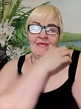 VioletSweet5566 online show from February 4, 1:06 pm