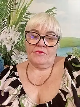 VioletSweet5566 online show from February 19, 8:21 am