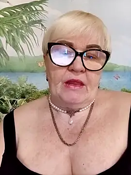 VioletSweet5566 online show from March 20, 8:41 am