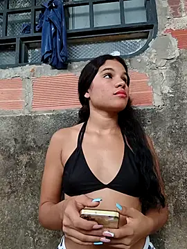 Snapshot of Little-Pussy-Sweet chatting on September 18, 1:46 pm Little-Pussy-Sweet online show from September 18, 1:46 pm