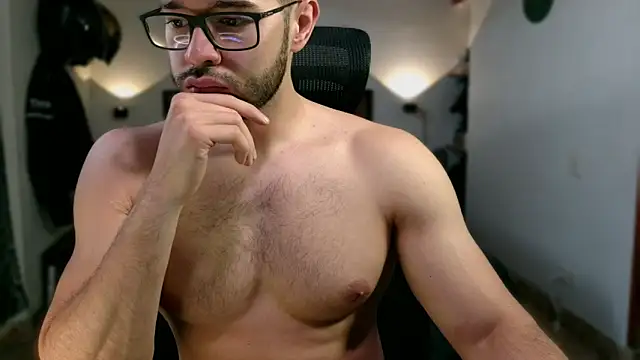 Snapshot of jacobmuscle4u chatting on October 17, 3:03 pm jacobmuscle4u online show from October 17, 3:03 pm