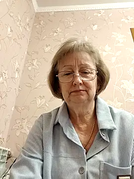 AlikaSwan5821 online show from February 22, 1:20 pm