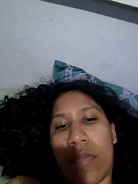 Snapshot of crfa23 chatting on June 8, 5:19 am crfa23 online show from June 8, 5:19 am