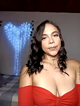 linda698049 online show from September 13, 8:19 pm