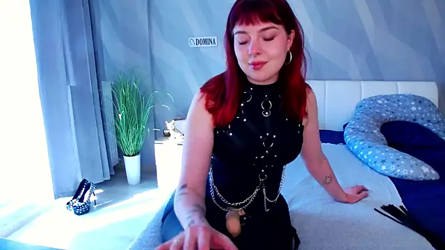 Snapshot of real_bdsm_couple chatting on May 14, 2:24 pm real bdsm couple online show from May 14, 2:24 pm
