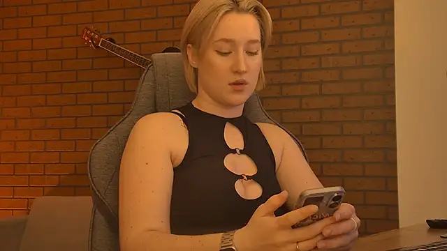 CinBellamy online show from February 15, 7:51 am