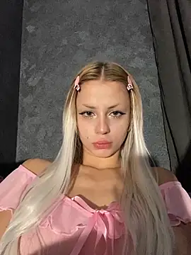 FavoriteKira online show from November 15, 7:21 pm