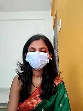 Shivani2002 online show from November 26, 1:28 am