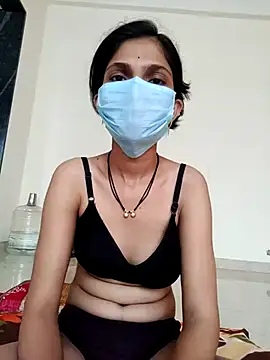 Shivani2002 online show from February 3, 9:47 am