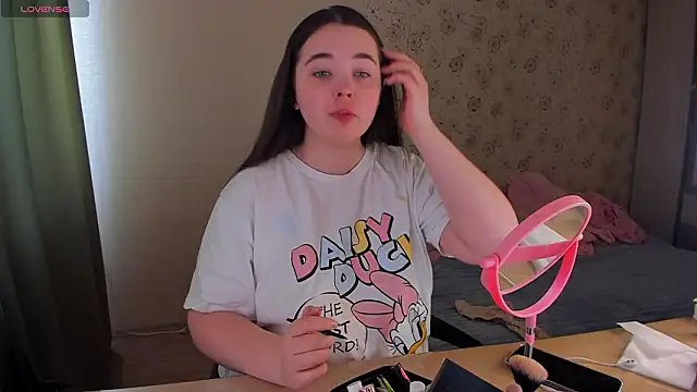 Alice next door online show from March 11, 1:17 pm