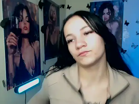 Em7MaA online show from November 11, 1:11 pm