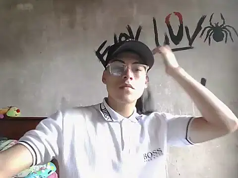 dirty model online show from April 15, 10:32 pm